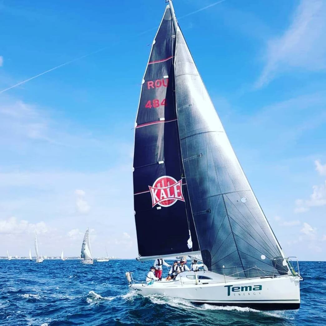 cununie pe mare, cununie pe velier, cununie pe Marea Neagră, cununie civilă pe mare, cununie pe velier Grecia, cununie pe velier Mangalia, cununie civilă în largul mării, cununie la bordul unui velier, ceremonie civilă pe apă