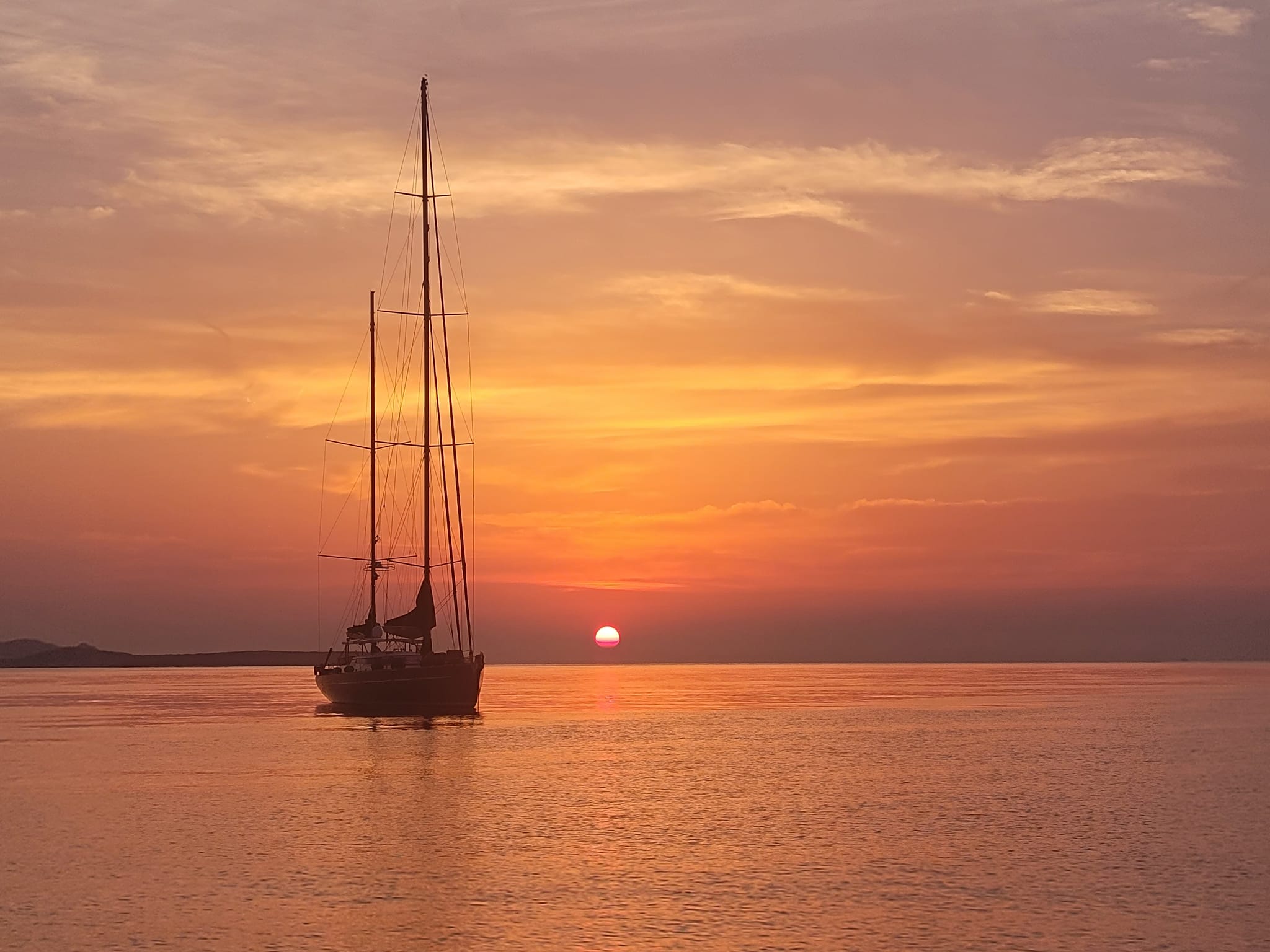Călătoria pe Mare în August: O Aventură Memorabilă pe Coasta Sardiniei