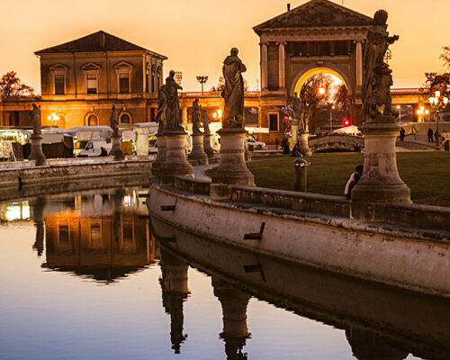 https://www.redlotus-charter.ro/expeditie/venice-mai2024/