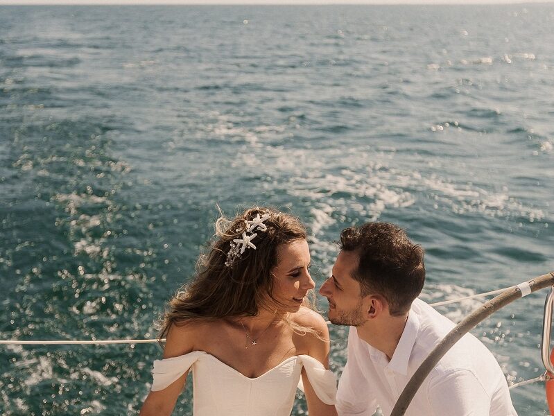 cununie pe mare cununie pe mare, cununie pe velier, cununie pe Marea Neagră, cununie civilă pe mare, cununie pe velier Grecia, cununie pe velier Mangalia, cununie civilă în largul mării, cununie la bordul unui velier, ceremonie civilă pe apă