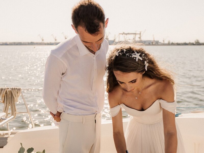 cununie pe mare cununie pe mare, cununie pe velier, cununie pe Marea Neagră, cununie civilă pe mare, cununie pe velier Grecia, cununie pe velier Mangalia, cununie civilă în largul mării, cununie la bordul unui velier, ceremonie civilă pe apă